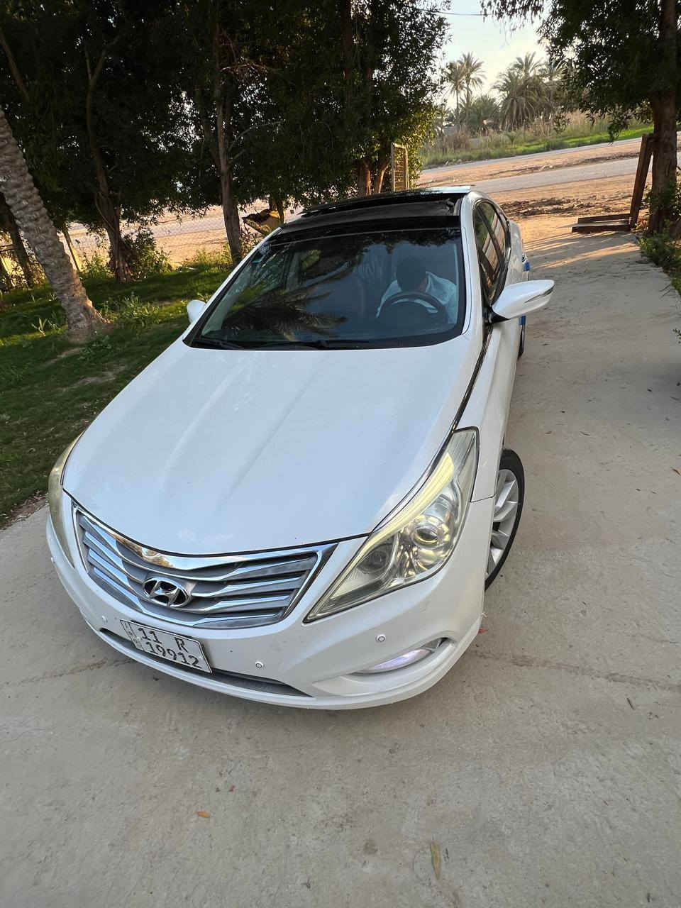 سلام عليكم ورحمة الله وبركاته 

#لعشاق_النظافة والسيارات المميزة

النادرة

ازيرا هونداي 2014 - رقم بغداد 
بسمي شخصياااا تحويل جديد 

فول مواصفات

للاخير .

مكفوله من الصبغ والتبديل والحادث والبارد وكلشي

السيارة من دعامية لـ دعامية مكفولة بدون أي نقص

ماشية 160 ألف كم حقيقي

المحرك 6 المرغوب

والكير والكهربائيات بحالة الشركة

شرط الفحص والضمان 100%

. استخدام #زیرووووووو من الشركة على ايد وحدة

المواصفات السياره

فول مواصفات ( فتحة سقف بانوراما، كراسي جلد. وتحكم كهرباء سابق والراكب وتسخين

مقاعد ، حساسات اصطفاف ، بصمة ابواب ،، تبريد قطعتين، ويل .19 . ستائر جانبية. وستارة خلفية كهربائية. وباقي مواصفات الأزيرا المعروفة).

سیاره نظيفه 💯 💯 بالعافيه ع الياخذها.......مكان سياره ....بابل 
السعر ........138 وبيه مجال بسيط جدا وماحتقد اكو اخته بهيج سعر مناسب ..............
***********
***********
________________________
