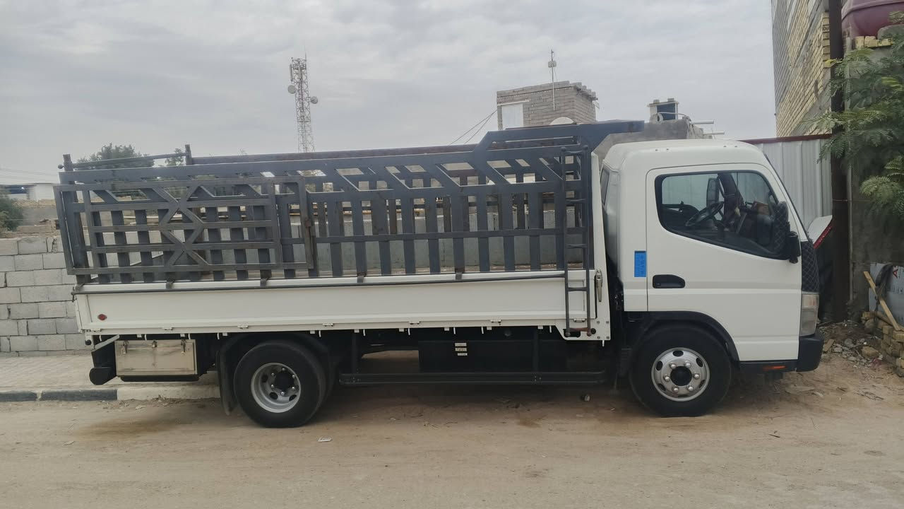 للبيع سياره مكفوله كنتر موديل 23 مكينه وكير سياره اتخبل مكاني البصره السعر 285وبيه مجال ***********
