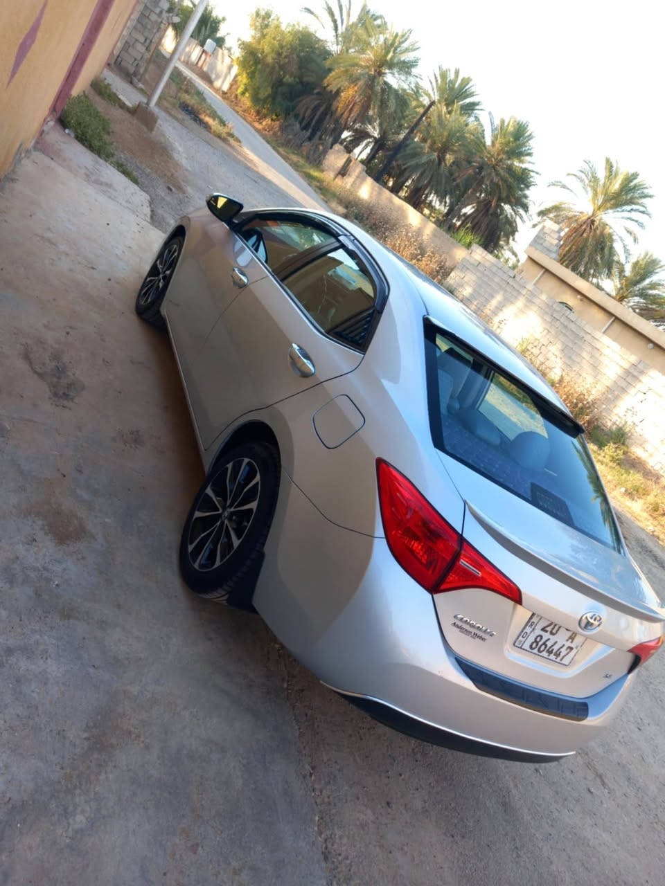 السلام عليكم للبيع كورلا 2018seماشيه 100
***********
