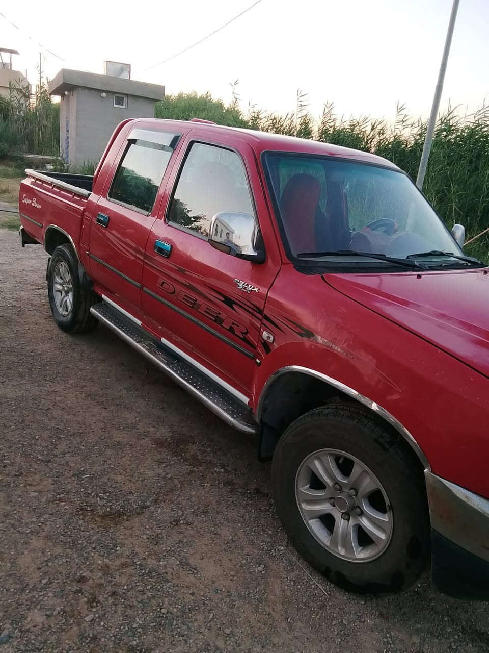 للبيع سوبر دير موديل ٢٠١٣ رقم كركوك كير ومحرك شرط تبريد شغال سياره جاهزه مابيها نقص سعر ٧٠ مكان السياره العلم ***********
