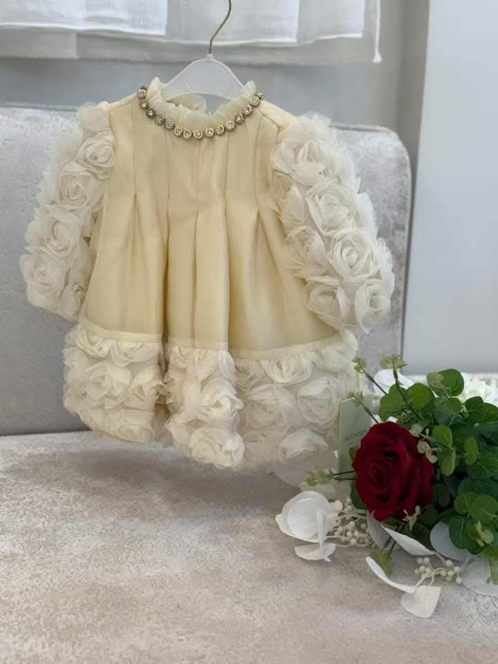 #بضاعه العيد😍😍😍

فستان بناتي خامه درجه أولى

قياسات🍒 اشهر إلى سنتين 🍒


**إذا كنت صاحب هذا الإعلان وتريد حذفه لأي سبب، رجاءا أرسل رسالة إلى الدعم الفني**