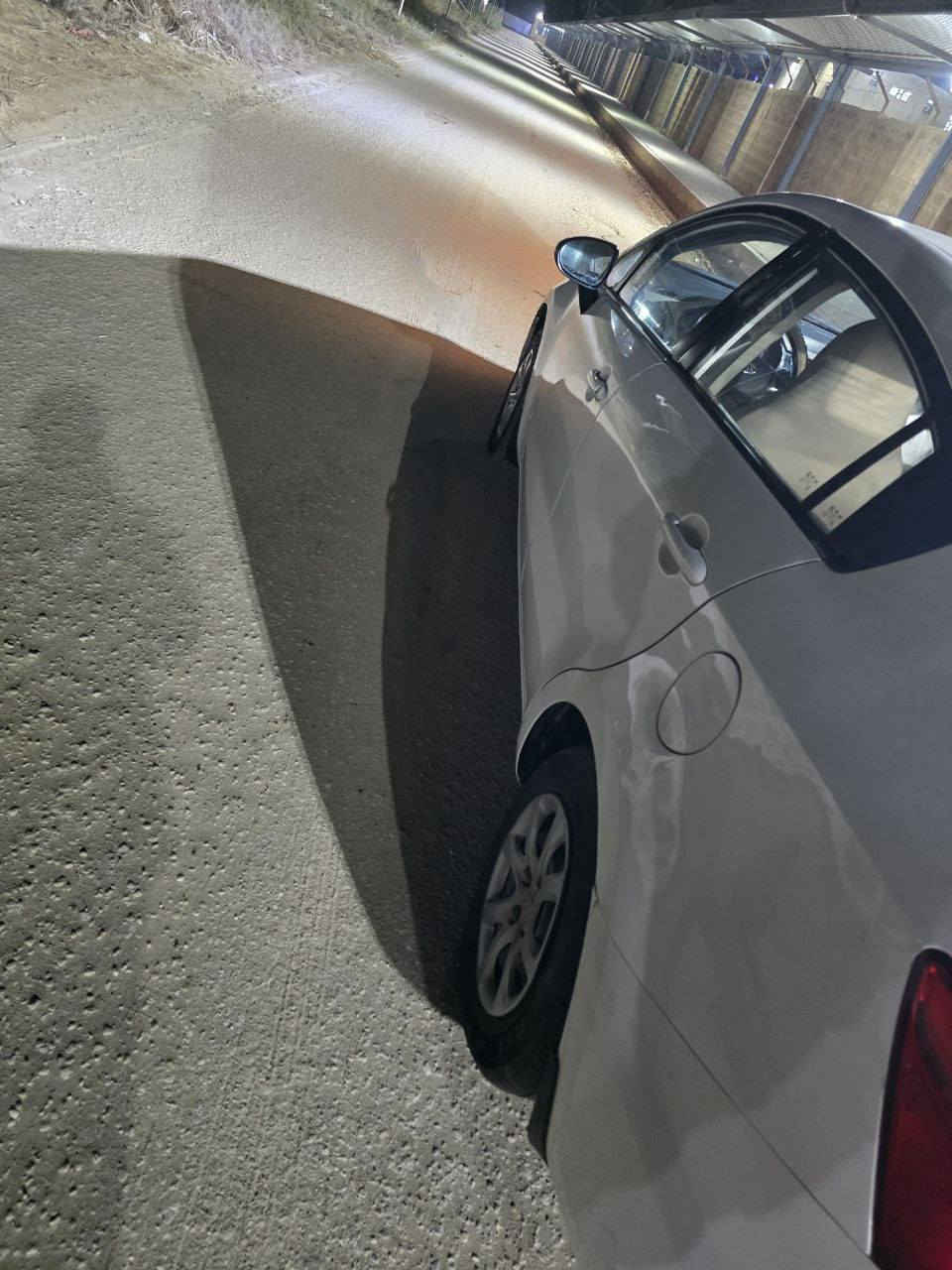 السلام عليكم
كيا ريو للبيع السياره ماعايزه مكينه وكير وحداديه خير من الله بيه بس بارد قليل سياره حلوه ونظيفه ب اسمي  سياره محرك 1600 

السعر 90$ وبيه مجال 
رقم الهاتف ***********
 
المكان نجف/كوفه
