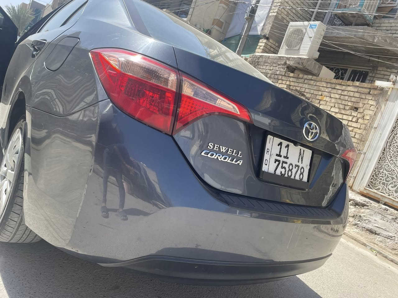 موديل ١٨

كلشي موضع بصور الحادث والسونار 

ماشية ٨٢

Le 

السعر 117 وبيه مجال حك الجية 

بغداد الدورة 

***********
