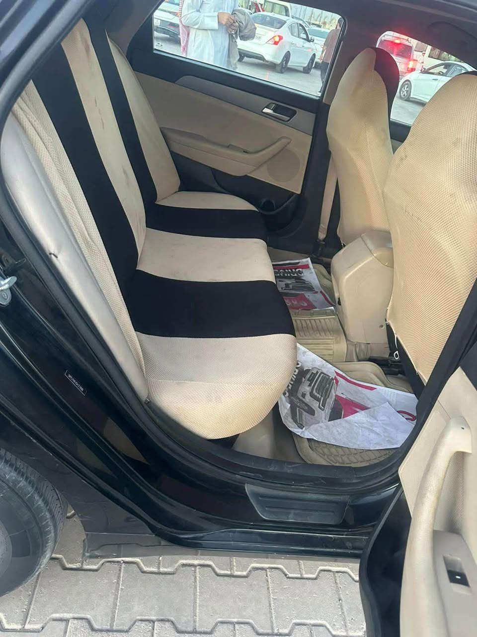 سوناته مديل 16 وارد امريكي 
موضح تقرير الفحص 
رقم سليمانيه وكاله تريد تحويل 
سياره جاهزه من كلشي 
تحكمات غيرهه شاشه فول نظام سبورت واقتصادي كهربائيات كلهه شغاله وتبريد 
بس بيهه شوي صوت بلمكينه فقط لاتنقيص ولاتبخير ولا صفنه تشلع شلع بلمشي
السعر 105 وبيهه مجال 
ماشيه 128 الف 
تخم تاير حداده
*********** البصرة, العراق
