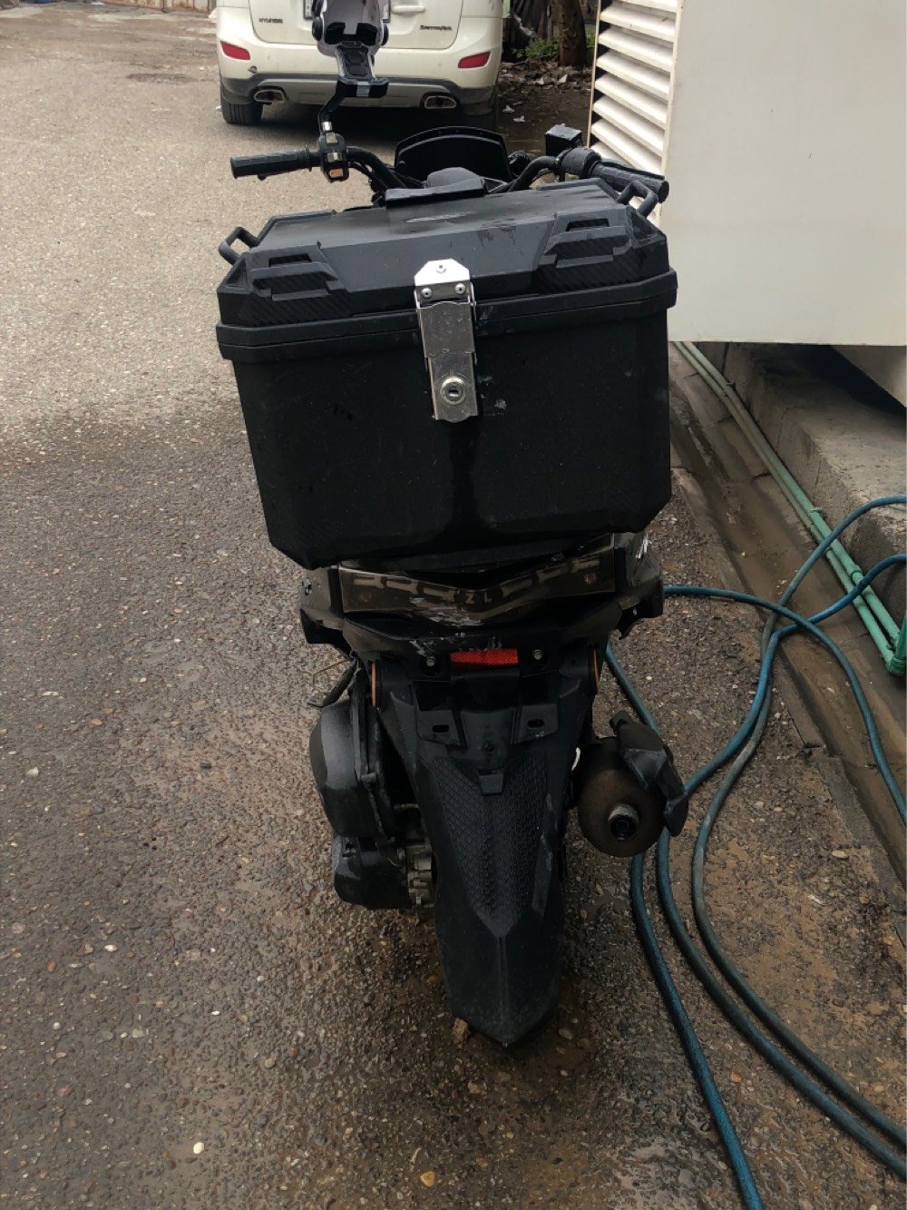 دراجه اكس ماكس سترونك للبيع نضيفه من كل النواحي كهربأيات شغالة وضايفلهن عدسات امامي اصليات وياهة صندوك خلفي سويج وبصمة تشغيل عن بعد التايرات العريضات جوبلس ماشية 9 الف المحرك مامفتوح الدهن امزويل كل 15يوم ابدلة السعر 500وبي مجال حك الجية مراوس بوليس اذا اكو مكاني ديالى بعقوبة بل سوق شارع الرعاية تعال وبيك خير وتدلل مارجعك فارغ واتساب موجود او اذا محصلتني دك على هذا الرقم *********** واني بل خدمة