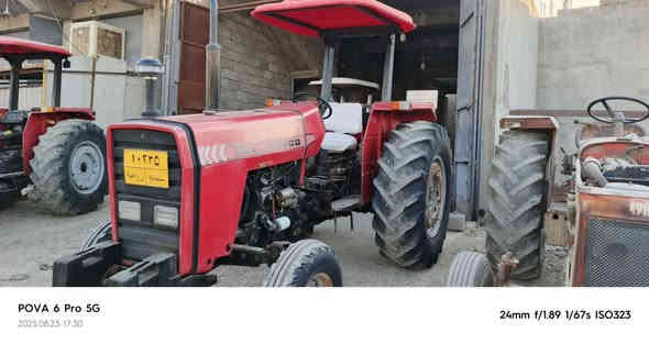 تراکتۆر2012
ئێرانی زۆرجوانە و بێعەیبە 
گێرومەکینەی بێعەیبە
هەیکەلی جوانە تایەی شەریکەیە  کاڵبونەوەی نیە لاشەی بۆیاخی شەریکەیە زۆرجوان ماوەتەوە بس کاسکێتی گۆراوە باقی کرانەوەی نیە
***********
***********
