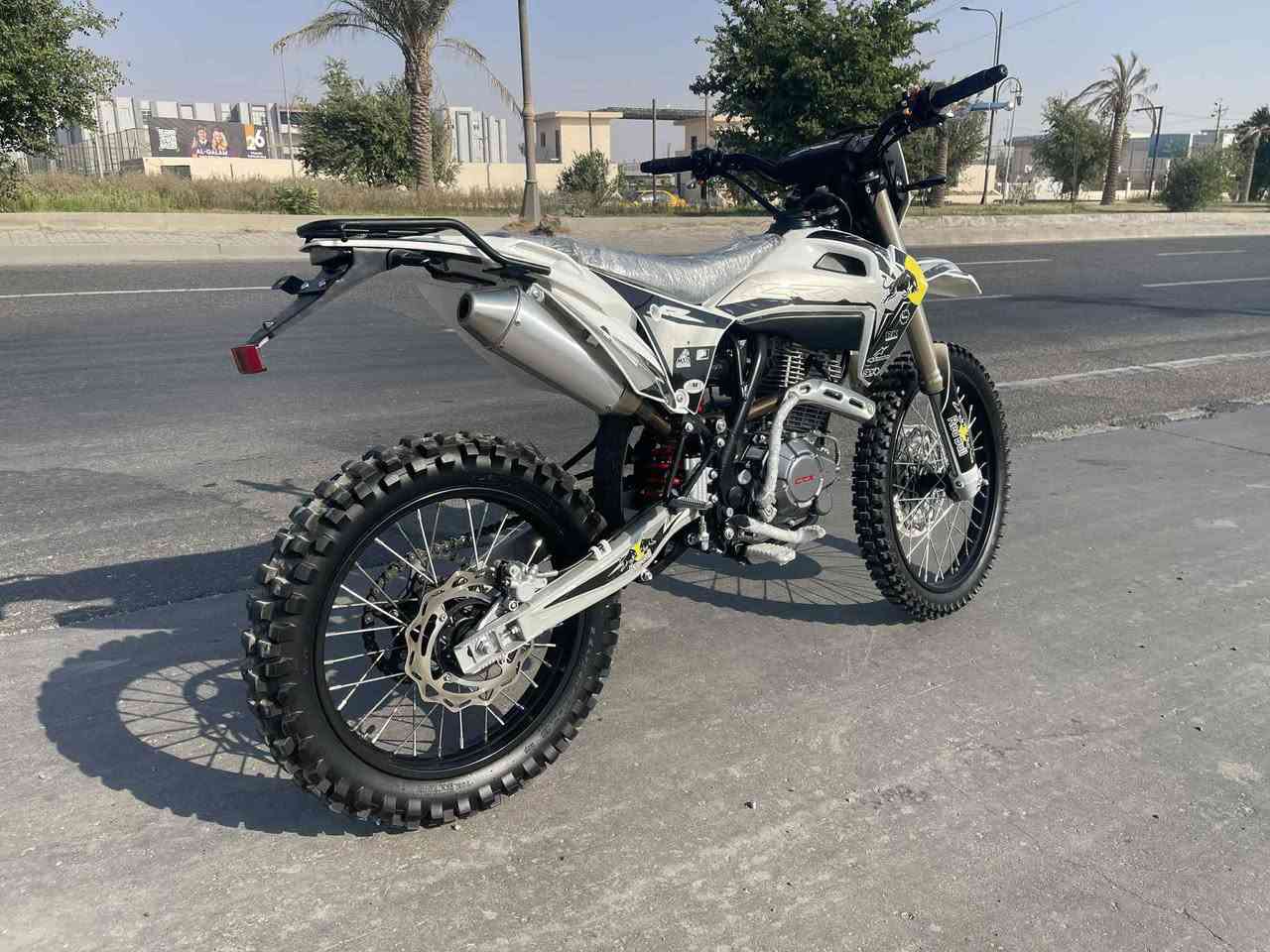 قفاز سيركس 25محرك 300ccالسعر 1300قفل العنوان ديالى دلي عباس***********
