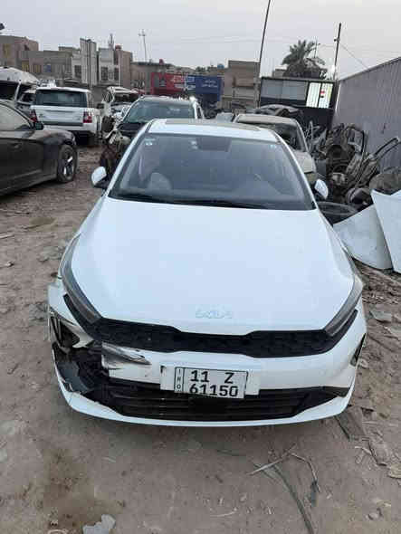 للبيع كيا سيراتو موديل 2024 رقم بغداد تحويل مباشر حادث جاملغ وباب خلفي السعر 98$ وبيه مجال العنوان بغداد للاتصال ***********  المواصفات 1/1
