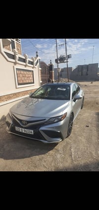 كامري xse بدون ايرباك  ماشي ١٠٦  موديل ٢٢ دعاميه فقط مبدله  بدون اي دو...