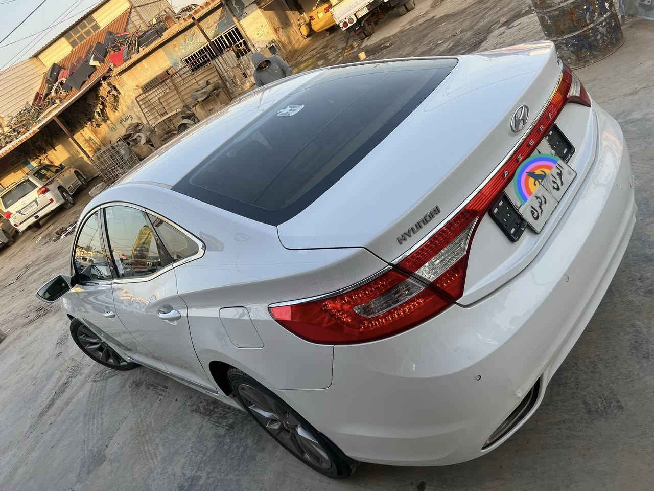 للبيع ازيره موديل 2013خليجي مكينه سته رقم دهوك تحويل موباشر سياره جديده ونضيفه فول من عده الفتحه كشن جلد كهربائي كشن تدفه كأمره خلفيه حساسات امامي وخلفي برده خلفيه وجانبيه مري شفط وبعد هواي موصفات سياره مكفوله من صبغ والفتح بيه فقط بارد بل باب الخلفي سعره 128. ترهم مراوس ***********. سونار موجود بل منشور
