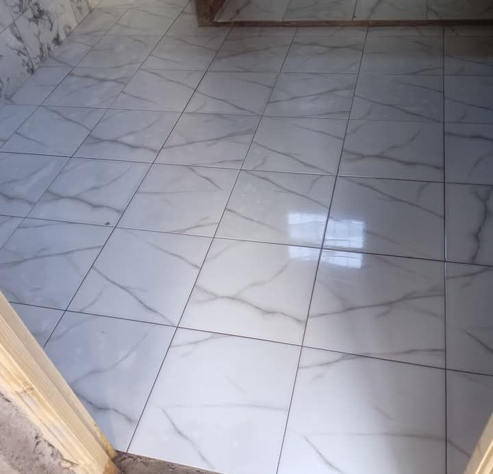 اليوم اجيك العنده ارضيات بورسلين سيراميك مناسب عدك شربت نعله درج بايات
