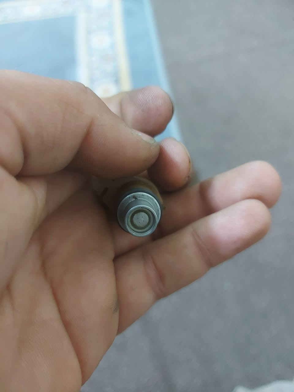 سلام عليكم و رحمه الله
نوزل اربع ثقوب بلادي اصلي عالفحص 
مكان بغداد 
ه‍: ***********
