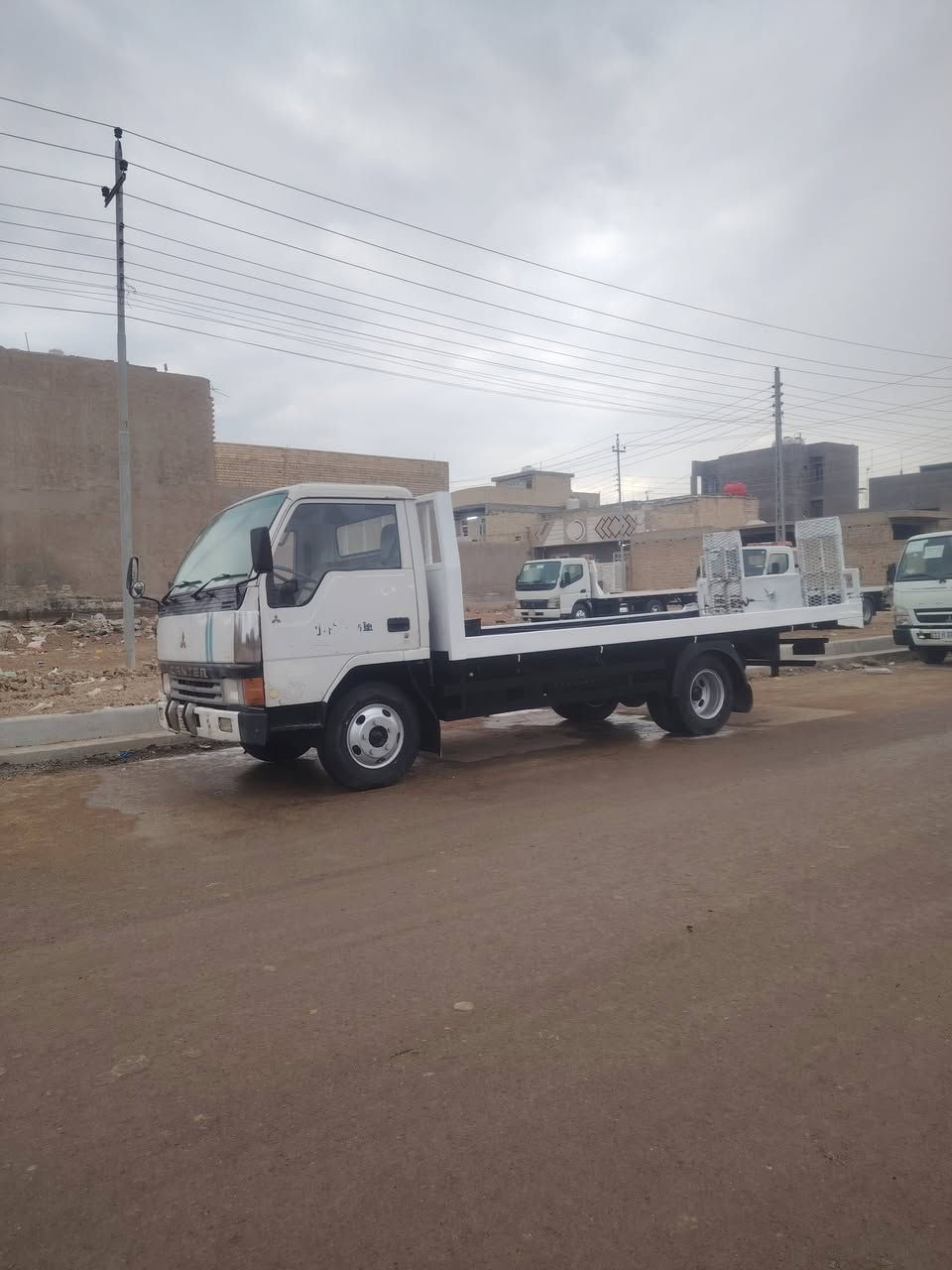 سلام عليكم من رخصه الادمن المحترم كنتر عضم للبيع موديل 1991 كرين سطحي بسنويه بدي ياباني السياره خير من الله كير مكينه صدر تخم تاير جديد سياره بسمي رقم نكليزي بغداد تحويل ثاني يوم المكان الزعفرانيه
السعر 130 وبيها مجال للشراي. ***********
