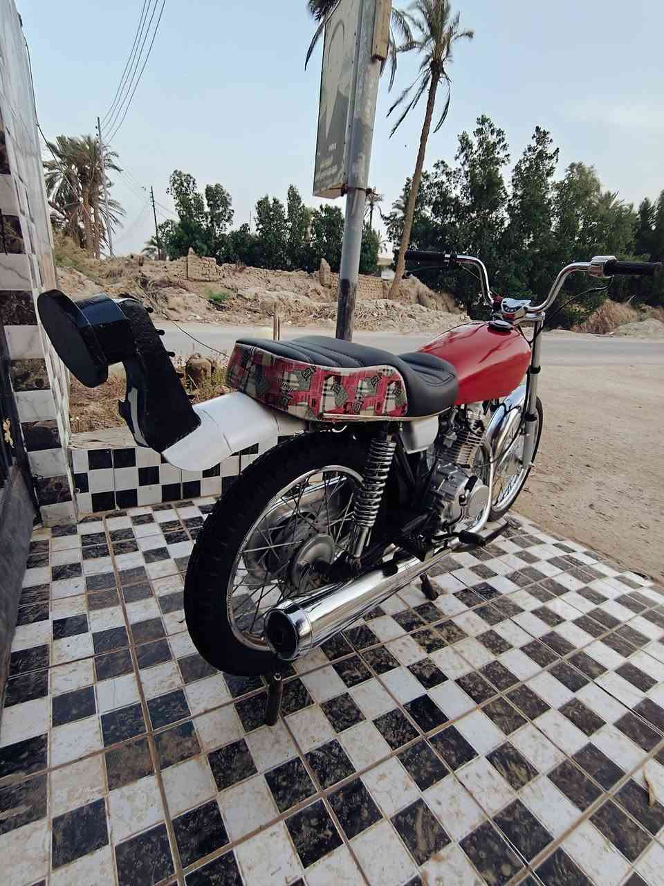 دراجه للبيع نامه كلك بدون وراق تعمير 2024 سعر 575 وبه مجال مكان سماوه رميثه بانزين خانه مال دبيس ‏‪***********‬‏
