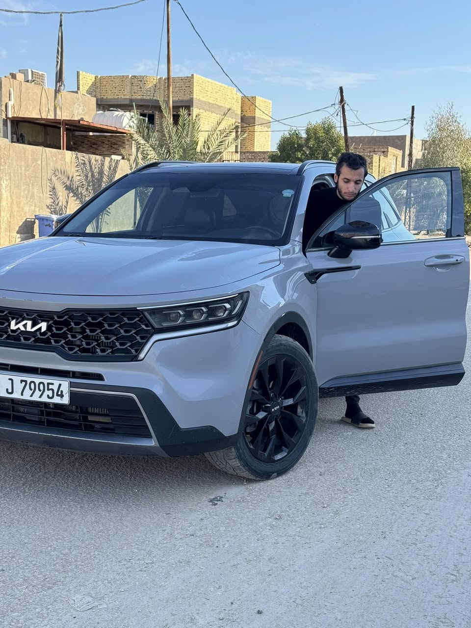 السلام عليكم
للبيع سورنتو وارد امريكي 2022 فول مواصفات محرك 2500 تيربو  لون سمنتي مميز كشنات تدفئة تحديد مسار رادارات كشنات منفصل سياحي 
حادث خفيف فقط بارد بالبنيد وقبق الجنطة بدون قطرة صبغ او تبديل 
مكانها ديوانية  

0783 865 2242
***********
