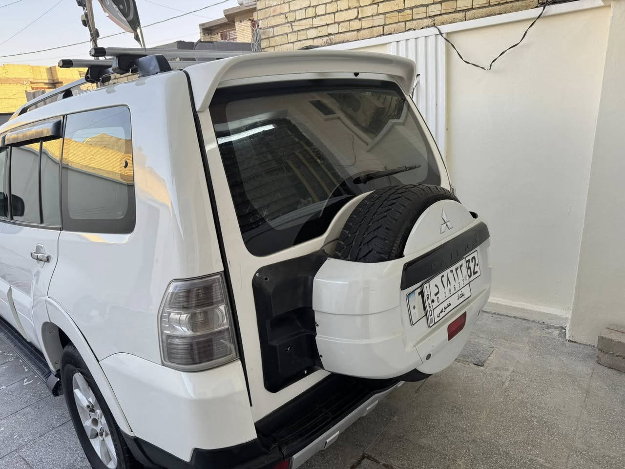 السلام عليكم
باجيرو ٢٠٠٩ 
محرك ٣٠٠٠
رقم بغداد 
تدفه تبريد 
لايت عدسه زنون 
كشنات جلد 
سياره كامله بدون نقص 
مصبوغه حزام اثر طخات وجراد والسياره شوف العين كاعده ومرتبه 
للبيع او المراوس بسياره صغيره 
السعر ١٠٥ وبيها مجال 
***********
