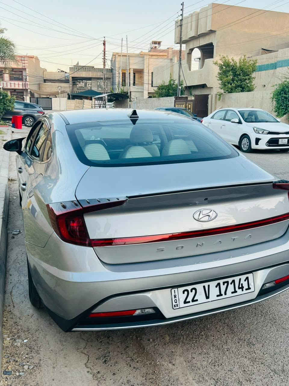 سوناتا 2023    
رقم  اربيل 
سيارة وارد امريكي  
حادثها الجاملغ الخلفي وصور الحادث مرفقة 
ماشية 14 الف مايل بعدها على وضع الشركة 
بدون ايرباك بدون دواخل 
مكينة 2500  
مواصفات se
اربع وضعيات للقيادة
كير  بيانو
. شاشة تدعم كار بلي 
مع كامره خلفيه دوارة  
اوتو هولد 
وسايد بريك بصمة
تحديد مسار ومانع انزلاق ومانع تصادم رادار امامي  وخلفي
. فول تحكم استيرن جهتين مع كروز سرعة
لايت زينون عالي ناصي  
وباقي المواصفات معروفة
السعر 167
للاستفسار ***********////***********
