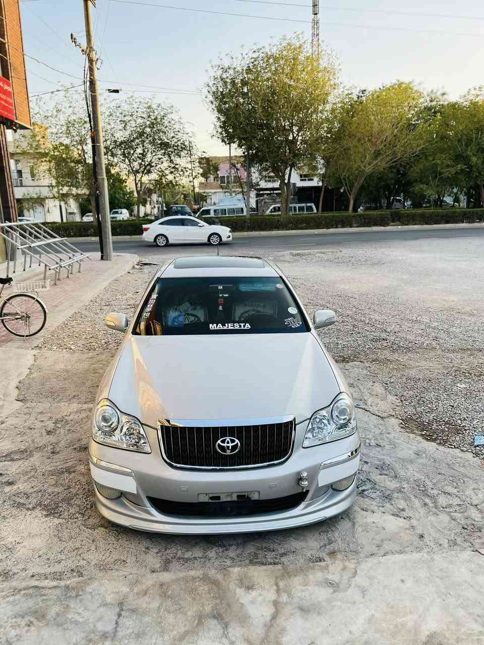 ماجستا مودیل2007
٥دگمه
کفاله عامه 
مه زبوت شاهینهabc
مواسفات واحد عالاواحد
لون بحری عصل 
بدون صبوخ بدون گص
أدوات أدوات 
عنوان
شيمال كردستان کلار
***********
