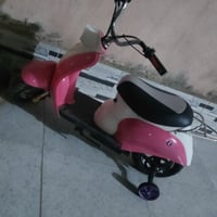 دراجة أطفال كهربائية • شحن