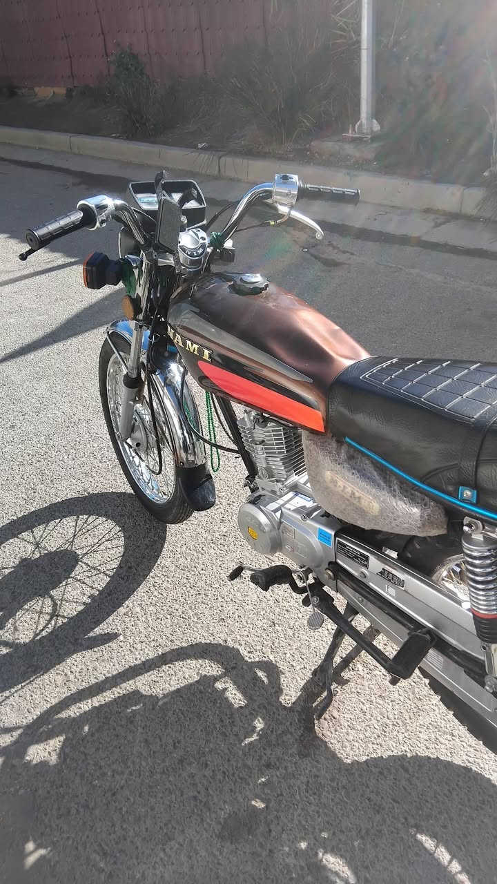 دراجه ايراني 4 كير
موديل 2023
محرك ما مفتوح +مكفول
اورق موجوده اصوليه 
مكاني الشعب حي اور
السعر 650 وبيه مجال 
رقم ***********
