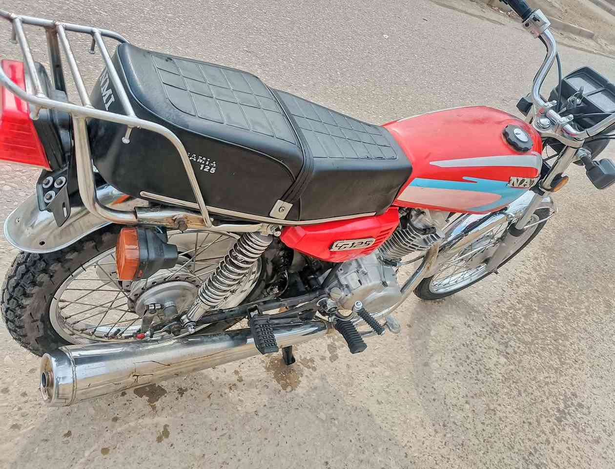 سلام عليكم شباب دراجه البيع بدون وراق  سعر ب700بيه مجال مكان العماره الاستفسار عن رقم الآتي ***********
