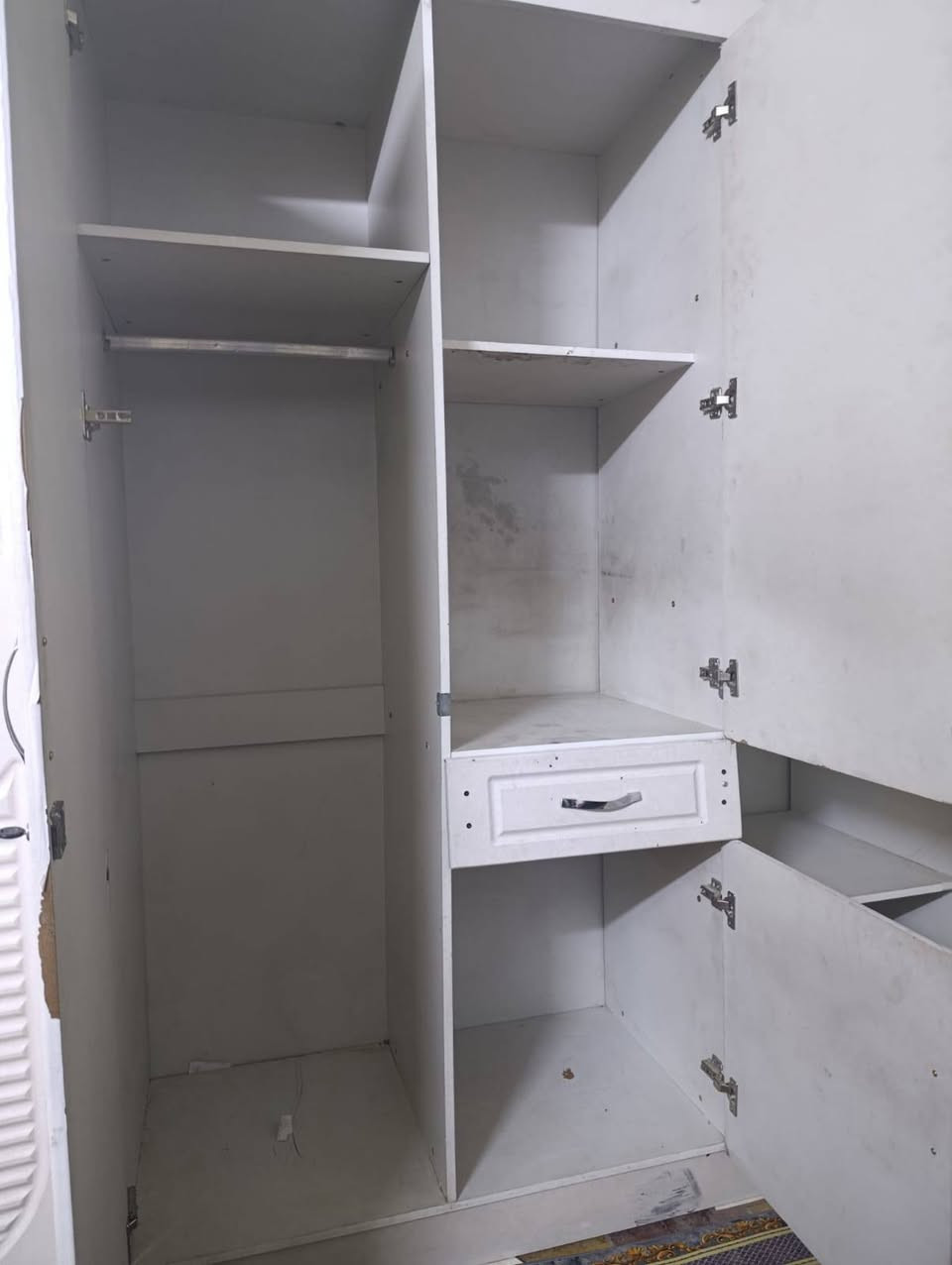 جربايه ام نفر متوفره 2 وكنتور ابو 3 السعر 150 وبيهن مجال الرقم ***********
