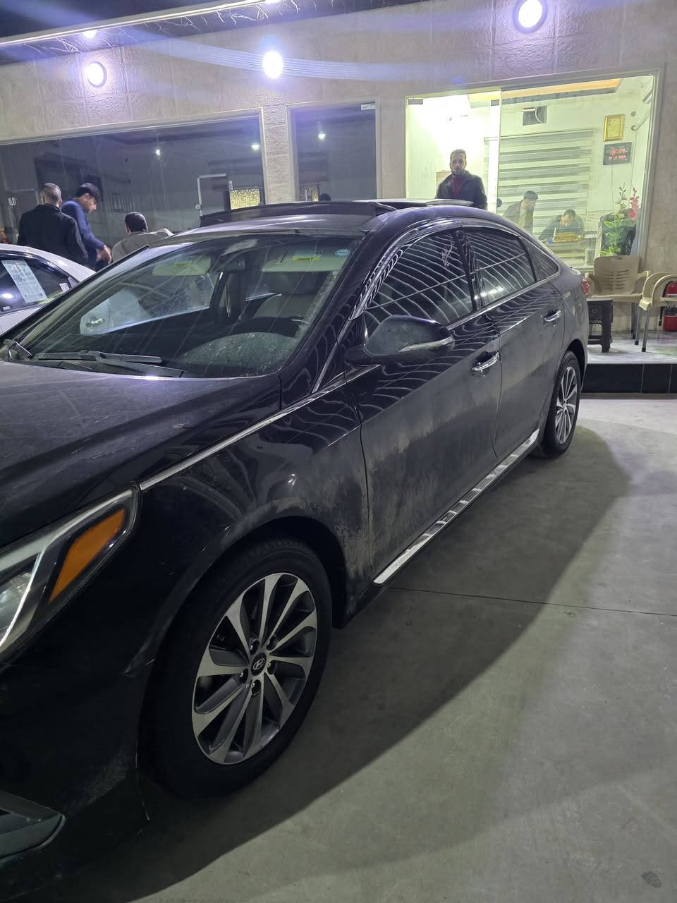 سلام عليكم سوناتا للبيع موديل 2015 السياره فول مفول تخم تايه جديد محرك جديد ماشيه 100 الف ضرر بس بوند مبدل بلادي للاستفسار اتصال على الرقم التالي *********** بي واتساب هم مكان السياره موصل تلعفر
