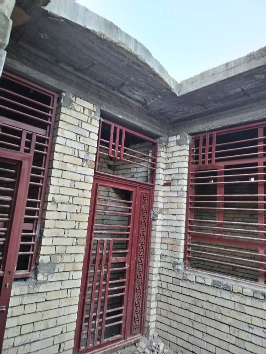 هيكل للبيع في كربلاء منطقه الحر خلف الامام الحر يتكون من غرفه وصاله ودرج ومطبخ حار وبارد واستقبال وطارمه ومجموعه صحيات خارج وداخل  السعر 80مليون للاستفسار الاتصال على الرقم ***********
