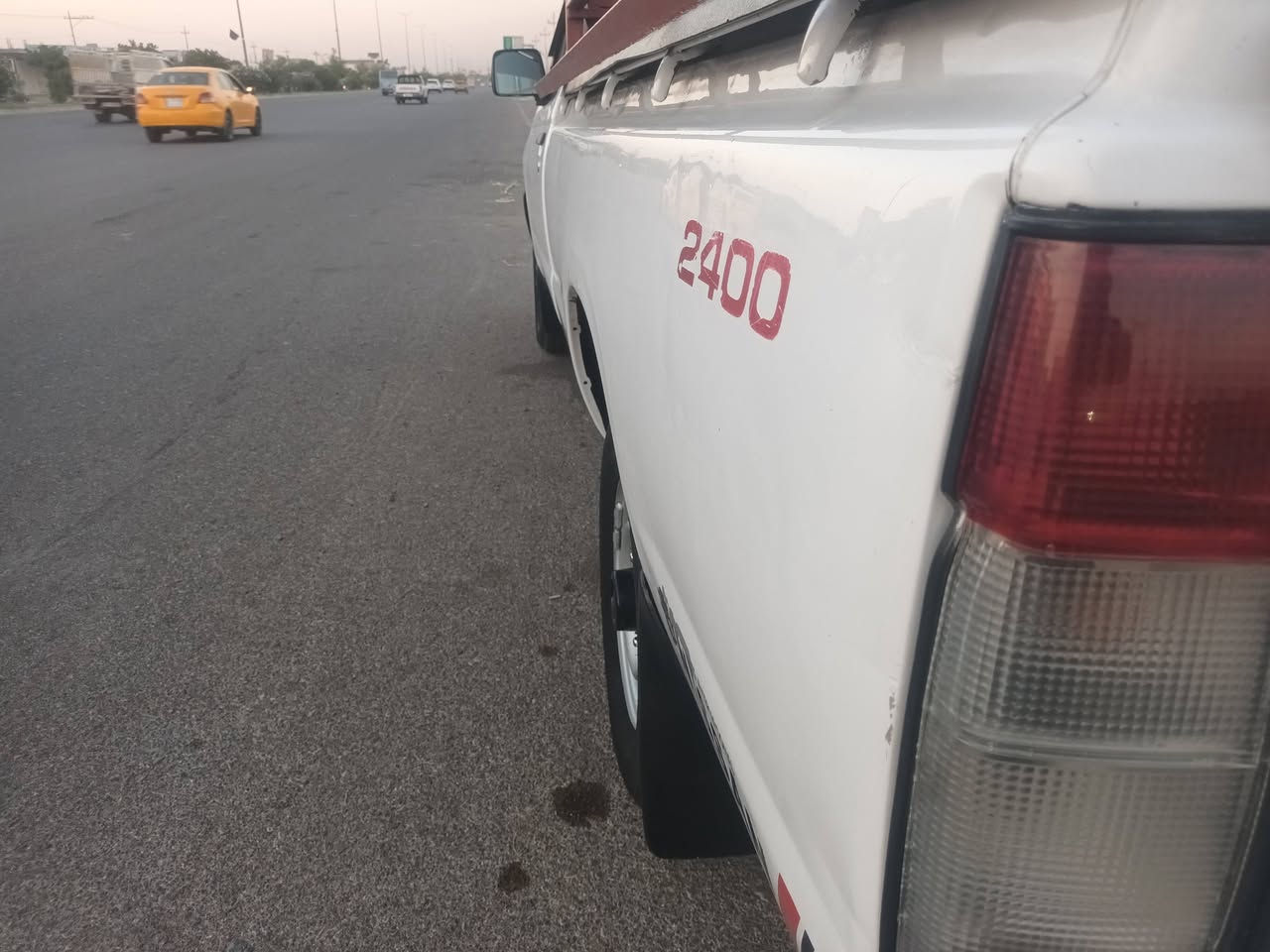نيسان ٢٠٠٢ بؤفرؤشتن هةموي كياني بةشةرت زؤر زؤر باكةم مالي دؤستة دعمو سبوغو ليدراوي نية كيرو مكينةو ئكسلو شانسي بةشةرت سةيارةكة زؤر زؤر جوانة بةناو خؤمةو تازةية *********** ***********
