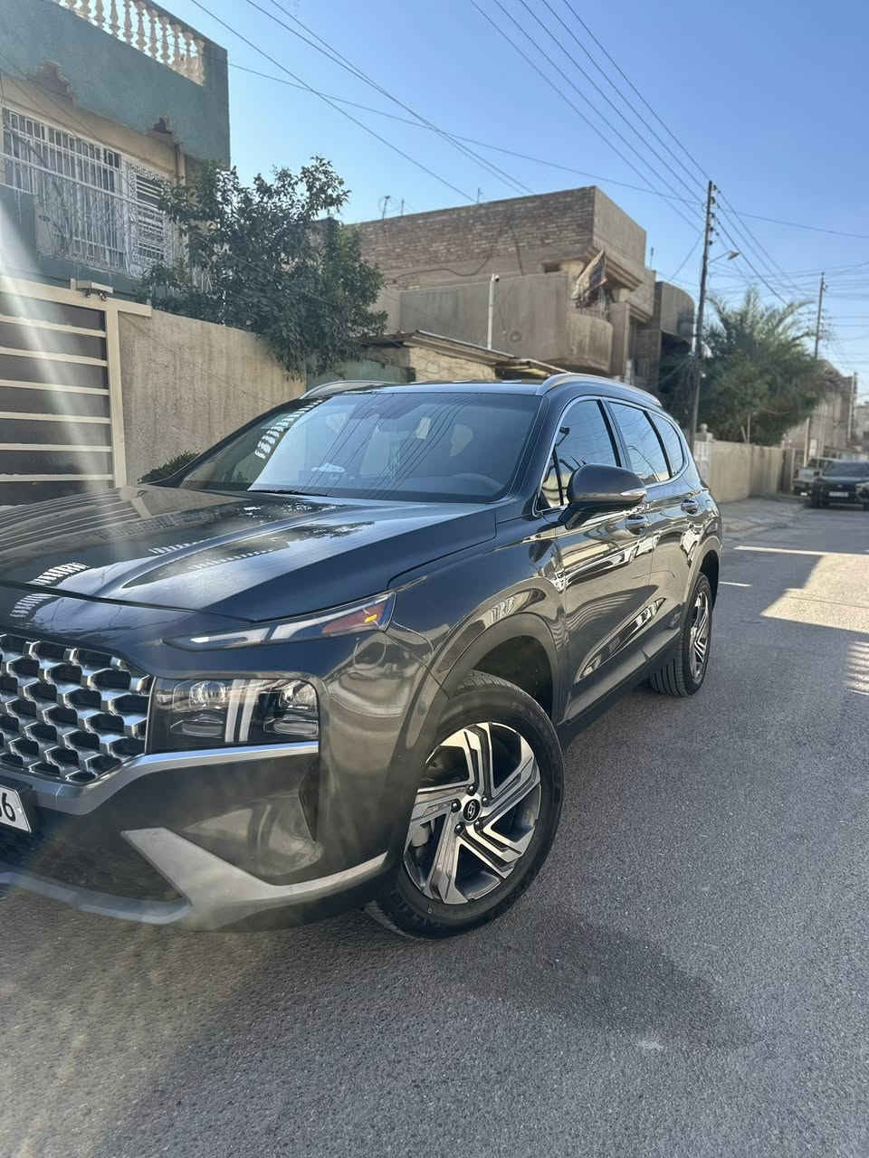 سلام عليكم
للبيع سنتافيه موديل 2023
 المواصفات تشغيل عن بعد 
بصمه تشغيل+ ابواب
كشن كهرباء
كشنات مخمل 
اشاير مري 
جنطه كهرباء 
محرك ٢٥٠٠
ماشئ امريكا 10 وهسه ماشي 25 سياره عل ايدي 
سايد بريك بصمه 
رادارات  اماميه + خلفيه 
بريك توقف ذاتي عند الاقتراب 
مانع انحدار 
٤ انظمه قياده 
اوتو هولد 
شاشه ابل كار بلي الحجم الكبير
وباقي المواصفات المعروفه حادثها سرقه بنيد و رجع نفس لون 
المكان بغداد السيارة 
رقم بغداد بسمي 
*********** واتساب بي
