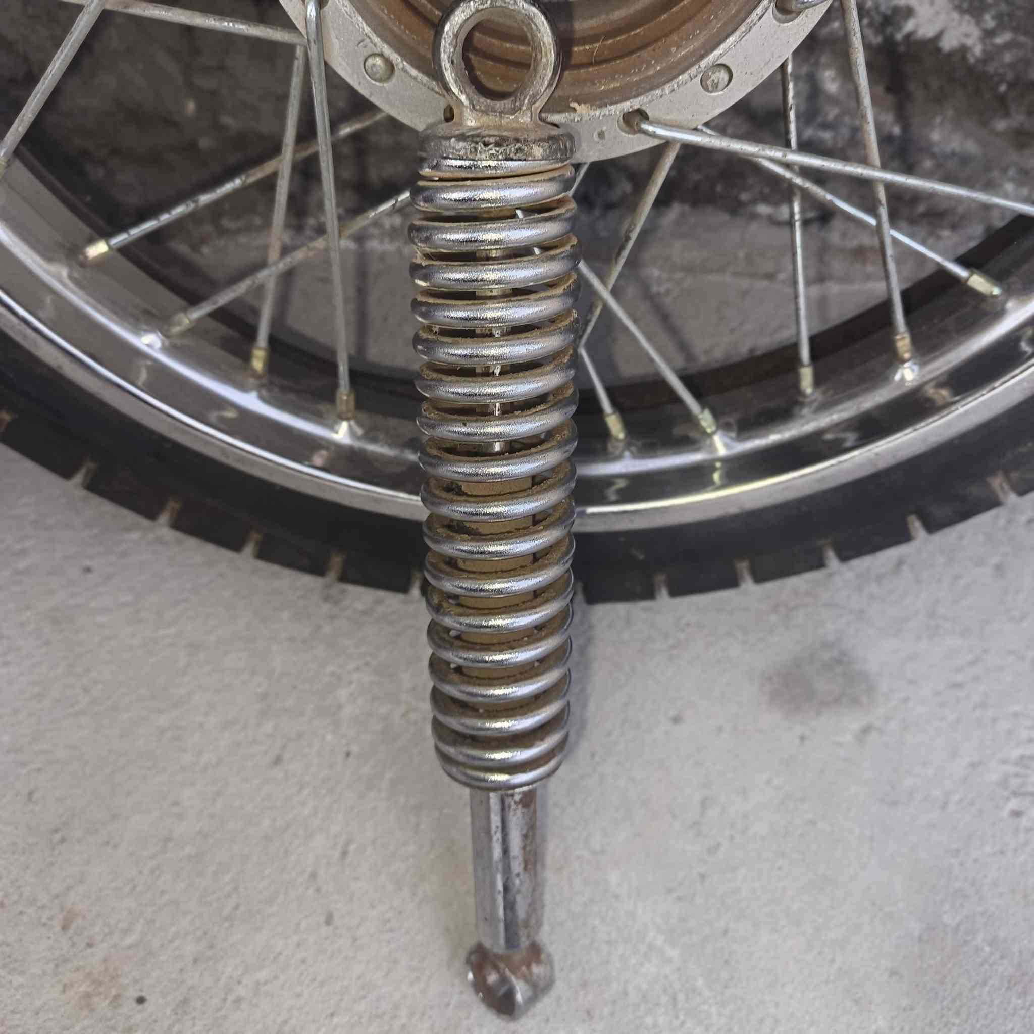 وياله هنه وجوابتهم وتايرهن تعال نفخ وشد مال نامه ختم للبيع ودبلات وره وتانكي 

مكاني شطره 

وهاذ رقمي ***********
