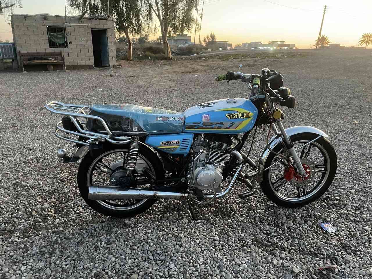 السلام عليكم  دراجة سيفان 23 اي نقص مابيه مكينه خير من الله أوراق كارتونيه مكاني ديالى ابو صيدا السعر 575 بيه مجال قليل حك الجية 
***********
