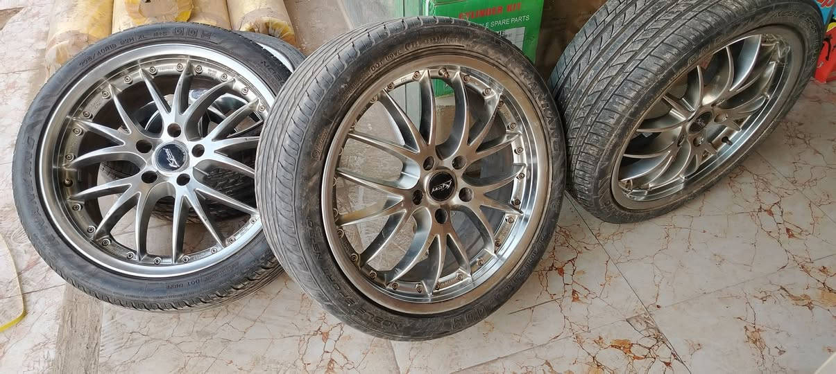 سلام عليكم
ويل ياباني اصلي بلاد حجم 18 كفاله عامه من عواج والفطر والكسر كامل هوء وحساساته
سعر ٦٥٠
عنوان عماره حي رساله شارع ماطور ***********
هم اكو توصيل
