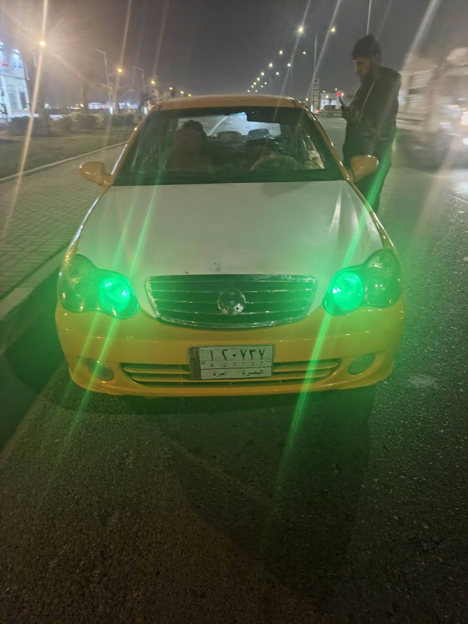 سي كي 2013 كير مكينه كفاله سنويه منتهيه 18 راعي موجود مصبوغه جماليه دواخل نضيفه شاشه وسماعات جدد بدي احلا من الصور  فيس مارد عليك لان مكلف بلنشر مكان بصره هذا رقمي *********** وبي وتساب السعر 18 وبيه مجال حك الجيه
