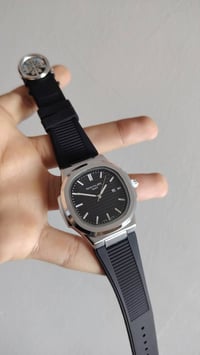 باتك فلب • تيتانيوم • سويسري