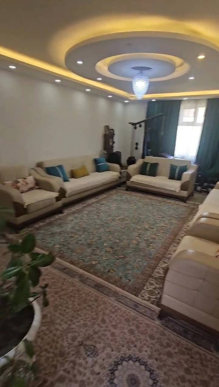 فرۆشتنی خێرا...نرخی داشکێنراوە..
 
          شوقە بەنرخی زۆر گونجاو...
      ((نەقدییەو هیچ قیستی تێدا نەماوە))

         ((( 3 دەفتەرو 50 وەرەقەو مامەڵە )))

٭ڕووبەری 100م
*دوو ڕوی باخچەیە
*ڕووی ناوشارو گۆیژەیە
٭پێکهاتووە لە:میوان،مەتبەخ،مساعید،2نوستن،مشتەمەلات.

٭بۆ زانیاری زیاتر لایکی پەیجەکە بکەو ژمارە (1) لە کۆمێنت دابگرە.
0776 1524852
0750 1730479
_________________________________________
♦ : ئێوەی بەڕێزیش گەر موڵکتان هەیە دەتانەوێ بیفرۆشن 
ئەوا دەتوانن تەواوی زانیاریەکان بنێرن بۆمان
بێ بەرامبەر ڕیکلامیان بۆ دەکەین .

💯لەگەڵ ئێمە دڵنیابە لە کڕین و فرۆشتنی دروست

▪️: ناونیشانی تەواوی موڵکەکەت
▪️:چەن وێنەیەکی موڵکەکەت ئەگەرهەبوو
▪️:نرخی موڵکەکەت 

📩بە نامە بینێرن بە ڤایبەر یان واتساب
    
    ***********
