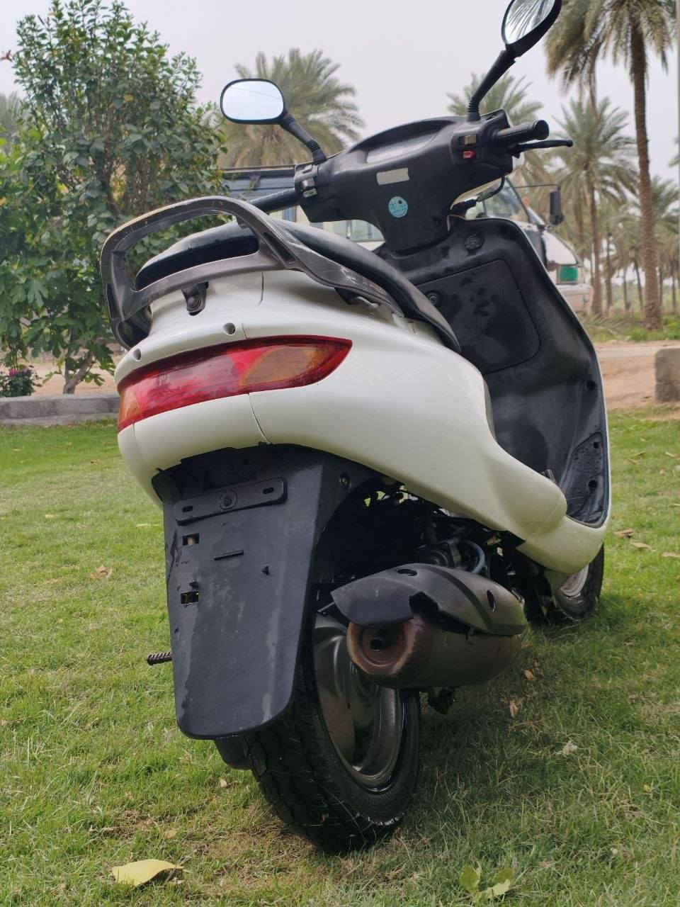 الدراجة للبيع السعر والتفاصيل الاتصال على الرقم ***********
