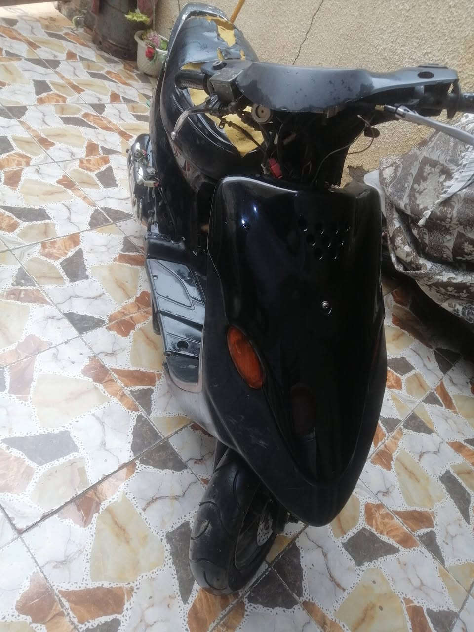 دراجه ٦٠ بيجي نضيف بشكل مبدل زوج كامل تايرات ب ٤٠ مبدل صلنصه جديده ب ١٥ هورن شغال قفل جنطه قفل ستيرن استاند رفع وستاند صفح راجه نضيفه بشغل بل بك لايت مال الخلفي طاك والدراجه يرادهه ب 200 الف اليريد يراسلني خاص وتساب ***********
