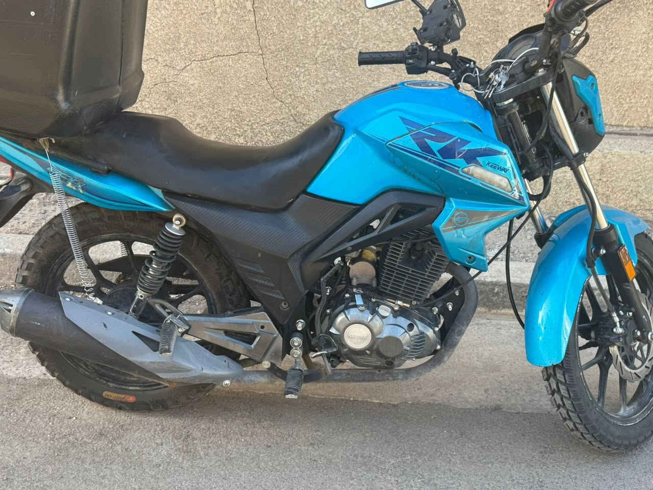 بدون رقمRk 200
ولا برغي مفتوح مكينة
كلجات جدد بل شركة بدلتهن 
مكفولة سرقة و مكينة
للاستفسار خاص


**إذا كنت صاحب هذا الإعلان وتريد حذفه لأي سبب، رجاءا أرسل رسالة إلى الدعم الفني**