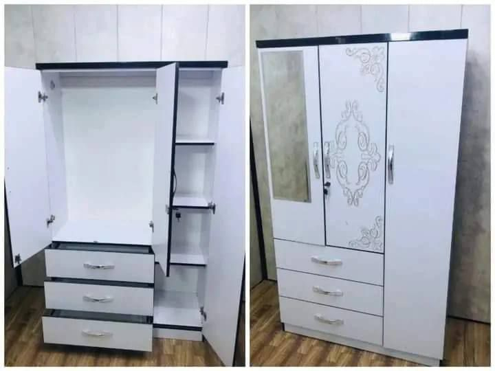 كنتور 3 باب عرض 105 سم ارتفاع 190 سم مع الارجل عمق 35 سم 

ايراني 

للحجز والاستفسار مراسلة الصفحة 
يوجد خدمة توصيل لكل محافظات العراق


**إذا كنت صاحب هذا الإعلان وتريد حذفه لأي سبب، رجاءا أرسل رسالة إلى الدعم الفني**