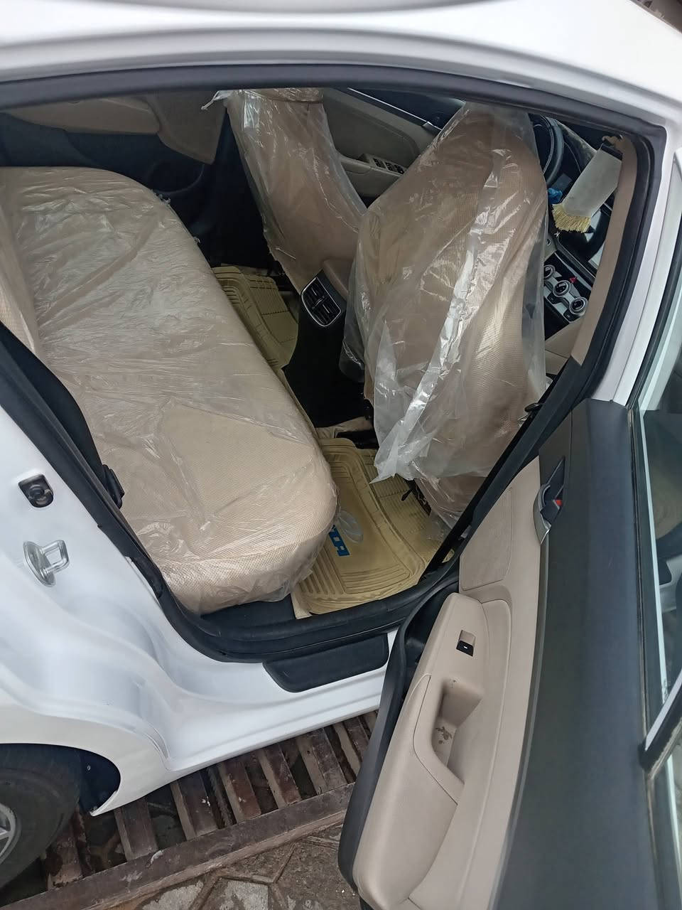 للبيع أنتره 20 مكلف بل نشر*********** رقم صاحب سياره نجف كوفه شارع معمل
