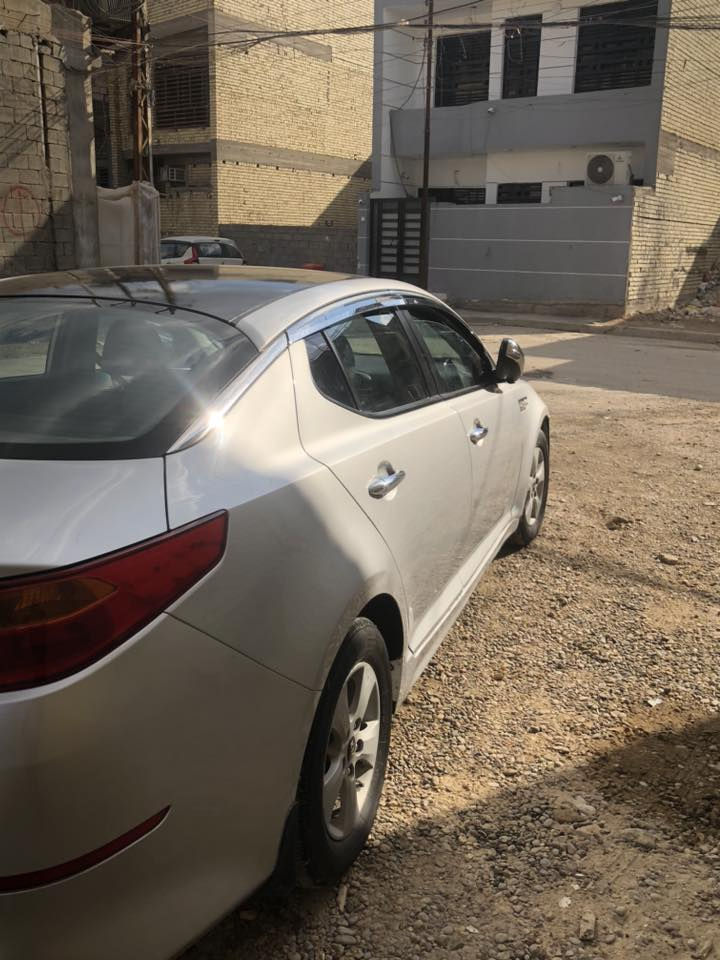 اوبتيما موديل 2016 محرك 2000دوش المرغوب المواصفات نضام ايكو و مري شفط ويل 17 داخل جلد و كشن كهربائي و تدفئه و تبريد تبريد ثلج مكفول مكينه كير مكفول الصبغ قبغ جنطه مصلح و مصبوغ و الجاملغ الخلفي و البنيد مصبوغ الجماليه بدون ضربه رقم بغداد انكليزي سنويه لل 31 هزه جديده السعر 99 بيها مجال. بسيط السياره حلوه مال بيت ماشيه 160الف للاتصال ***********
