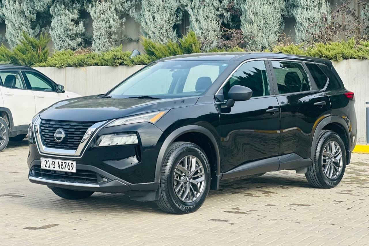 نیسان ڕۆگ 2023 مواسەفات S
شاشە و کامێرا 
رەقم و سەنەوی نوێیە 
هیچ مەسرەفێکی تێدانیە 
زۆر پاک و خاوێن 
سەیارەکە زۆر جاهیزە 
ماڵی دۆستە 

سـعـر : لە کۆمێنت داوابکە ڕاستەوخۆ بۆت دێت 📥 

گێر و مەکیەنەی بەشەرت 
هیچ کێشەیەکی تێدا نییە 

ژمارەی خاوەنەکەی 
***********
شوێن سلێمانی
