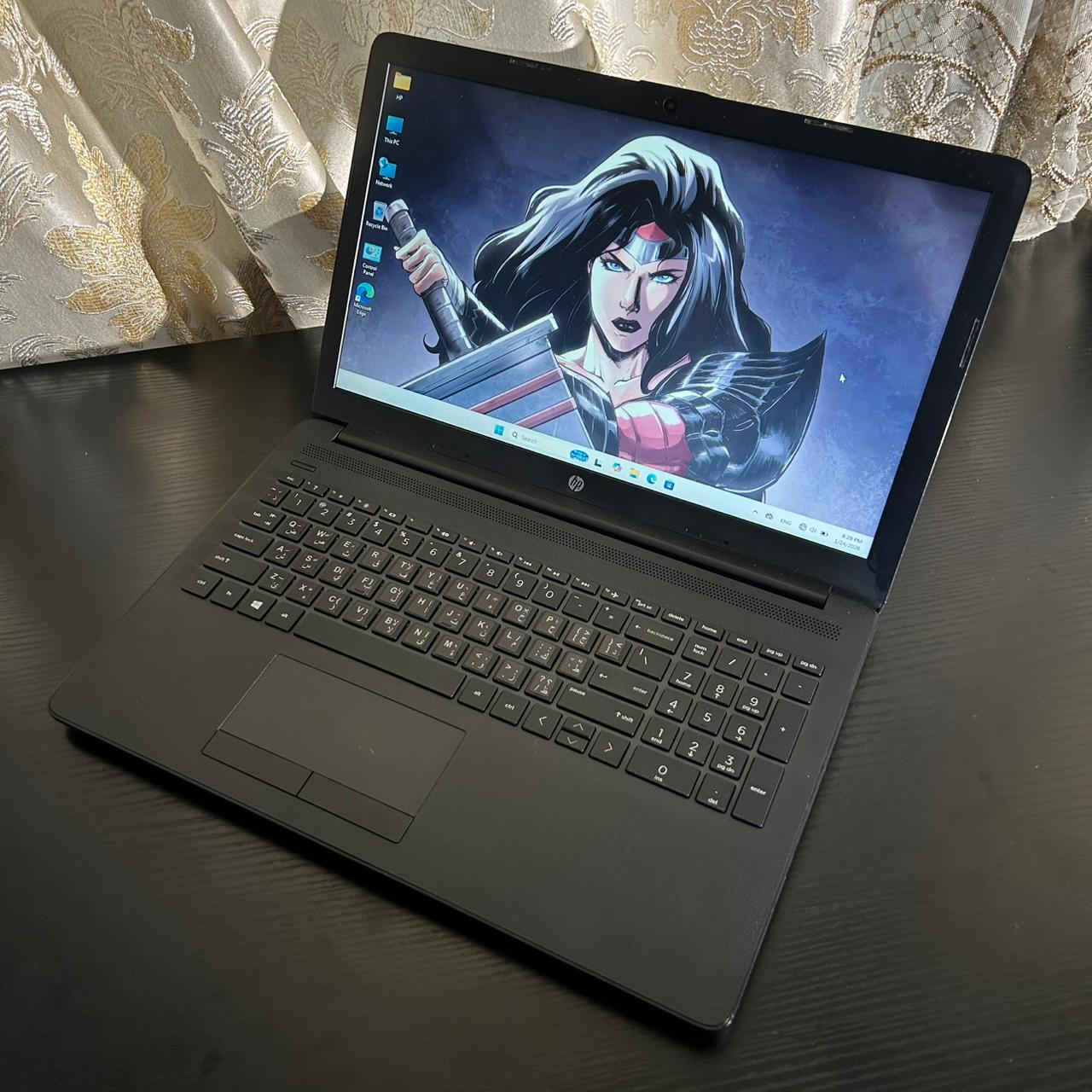 لابتوب HP - الجيل الثامن - هارد عملاق 1256 كيكا 🔥

كور i5 جيل 8 / رام 8 كيكا DDR4 

هاردين : الأول SSD حجم 256 كيكا .. الثاني HDD حجم 1 تيرا (المجموع حجم عملاق 1256 كيكا)

كارت شاشة Intel UHD Graphics 620 حجم 4 كيكا 

شاشة 15.6 انج

أحدث و أسرع نسخة وندوز - Windows 11 Pro – 25 H2

#السعر 375 ألف مع #سيت_هدايا_موضح_بالصور 🥳

#ملاحظة: ضمان إسبوع إستبدال فوري + يوصلك مع الهدايا مغلف داخل كارتونه بكل عنايه وأناقة 🎁

مكاني بغداد (توصيل #مجاني بكل العراق)

*********** (موجود واتساب)
