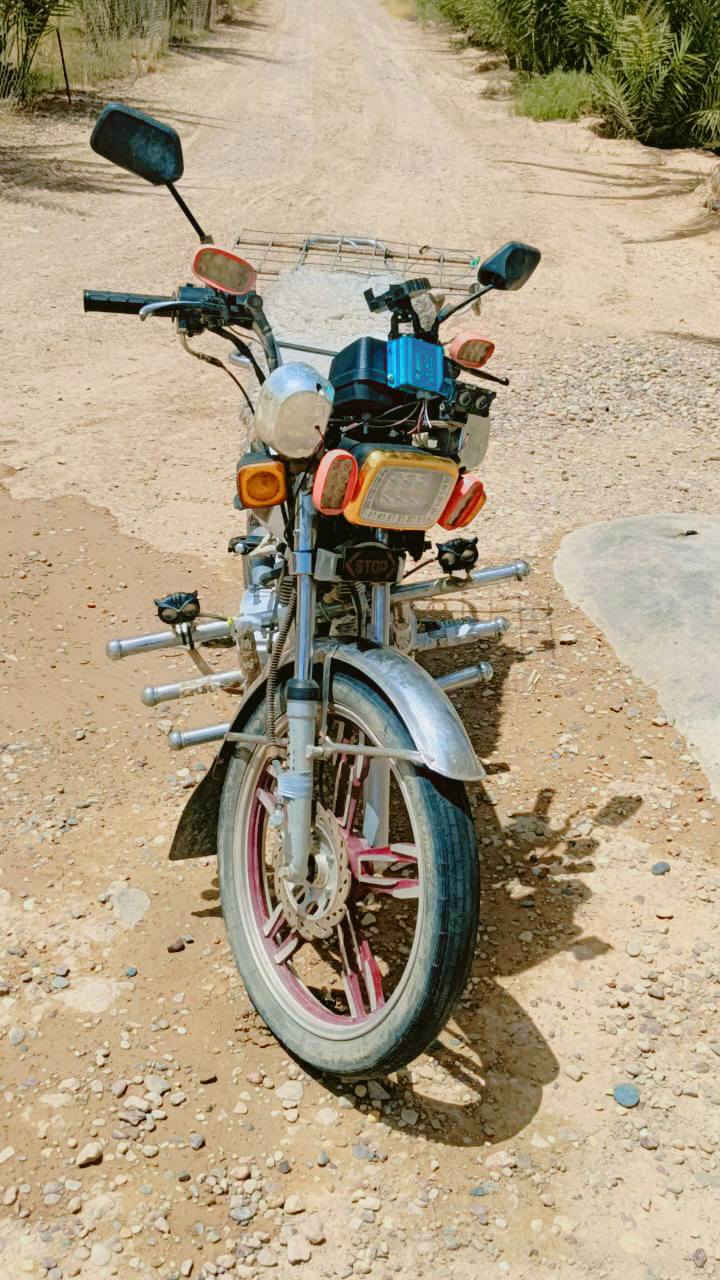عاد اليكم المرعب من جديد ☠ اسعار خيال 😈
سيفان 21 كهربائيات كلها شقاله محرك مبدل ولفات وكلجات دراجه ماتخسر عليها ربع السعر 370 بيها مجال  اي بيها قفلها 350 اتصل وتدلل ***********
