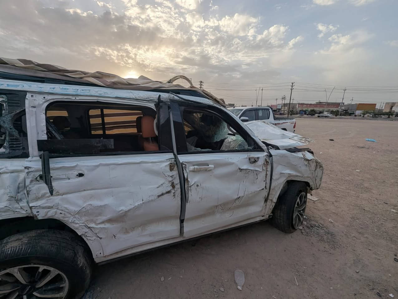 السلام عليكم 
هافال H9 للبيع على حادثتها 
للاستفسار 
***********
***********
