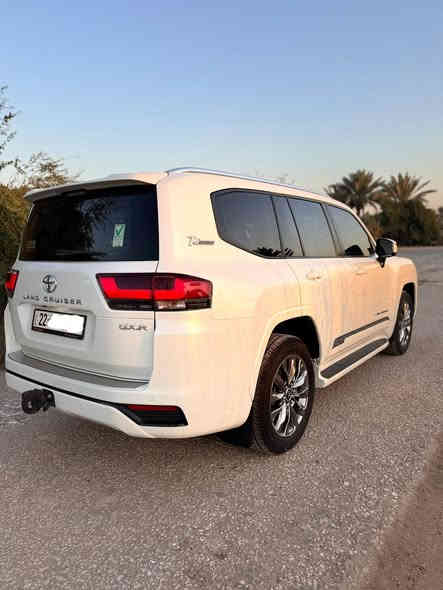 السلام عليكم  لاندكروز 2022ساز  اصلي فول مواصفات 1/1 السياره جديده مكفوله كفاله عامه من كلشي حته شخوط مابيها
 رقم اربيل  بسمي  تحويل او وكاله التريده 
باج تضليل بيها 
ماشية 30 الف حقيقي شرط ع الفحص
السياره جديده بمعنى الكلمه
اللون ابيض صدفي
محرك 4000 تنفس طبيعي
‏‎ مواصفات/ 
كشنات جلد 
كشنات كهرباء
سلايت روف 
فور ويل 
خمس بصمات
شاشات 3 تطبيق
كشنات تبريد
جنطه كهرباء 
8 ايرباك
اشاير مري
زراك لايت
حساس امامي خلفي
تبريد ثلاث قطع 
ثلاجه
‏‎تحكم استيرن 
مري قلابه
مري شفط
زراگات لايت 
طفايه
الى اخره مواصفات الساز  المعروفه
السياره معروضه 65000دولار
6 شدات و 50ورقه
‏***********
المكان بابل
مكلف بالنشر فقط
