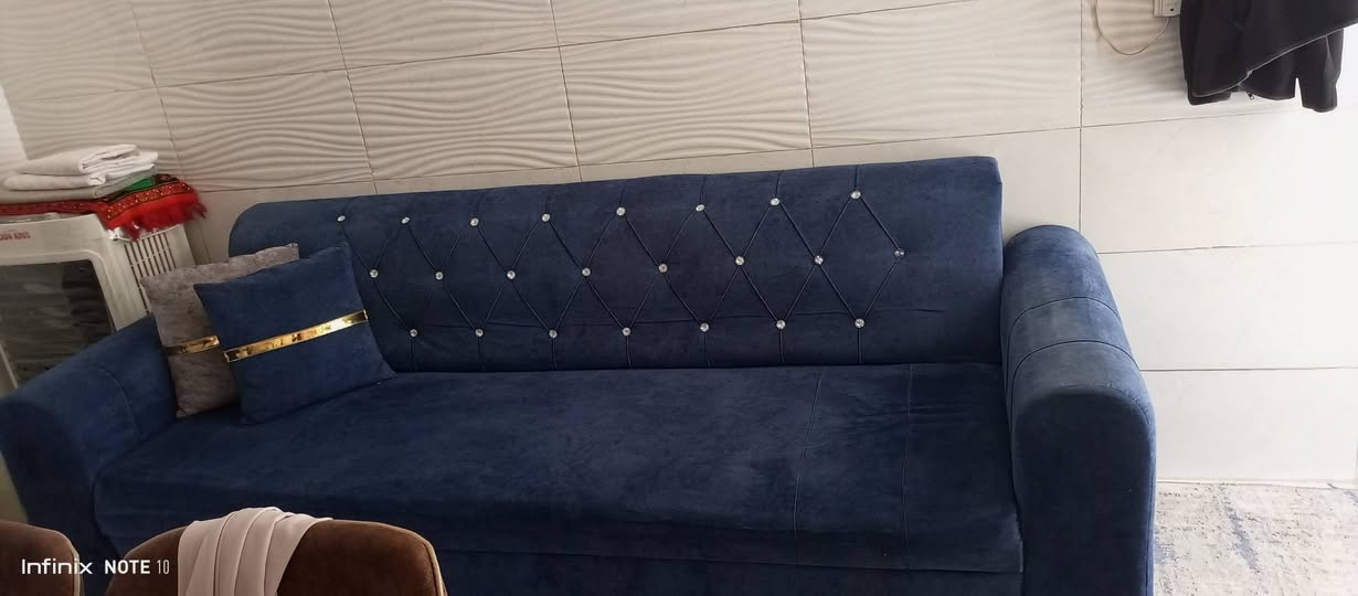 للبيع المستعجل بداعي السفر من دون اي عيب لو سمحتو لا احد يبخس بالاغراض اغراض نظيفة جدا الجاد فقط يتواصل واتس اب ‏‪***********‬‏
