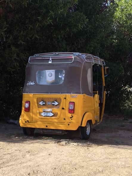 للبيع ٢١ شهر ١٠ كفاله عامه بس دوس والباقي كفاله اوراق اتعهدلك بل ترقيم من الحجز للبصمه *********** /*********** وبيه غراض
دمام+مسجل 
سوبايه+نزال 
زنون الواط مالته١٢ الف
اسمهم عدد٦
