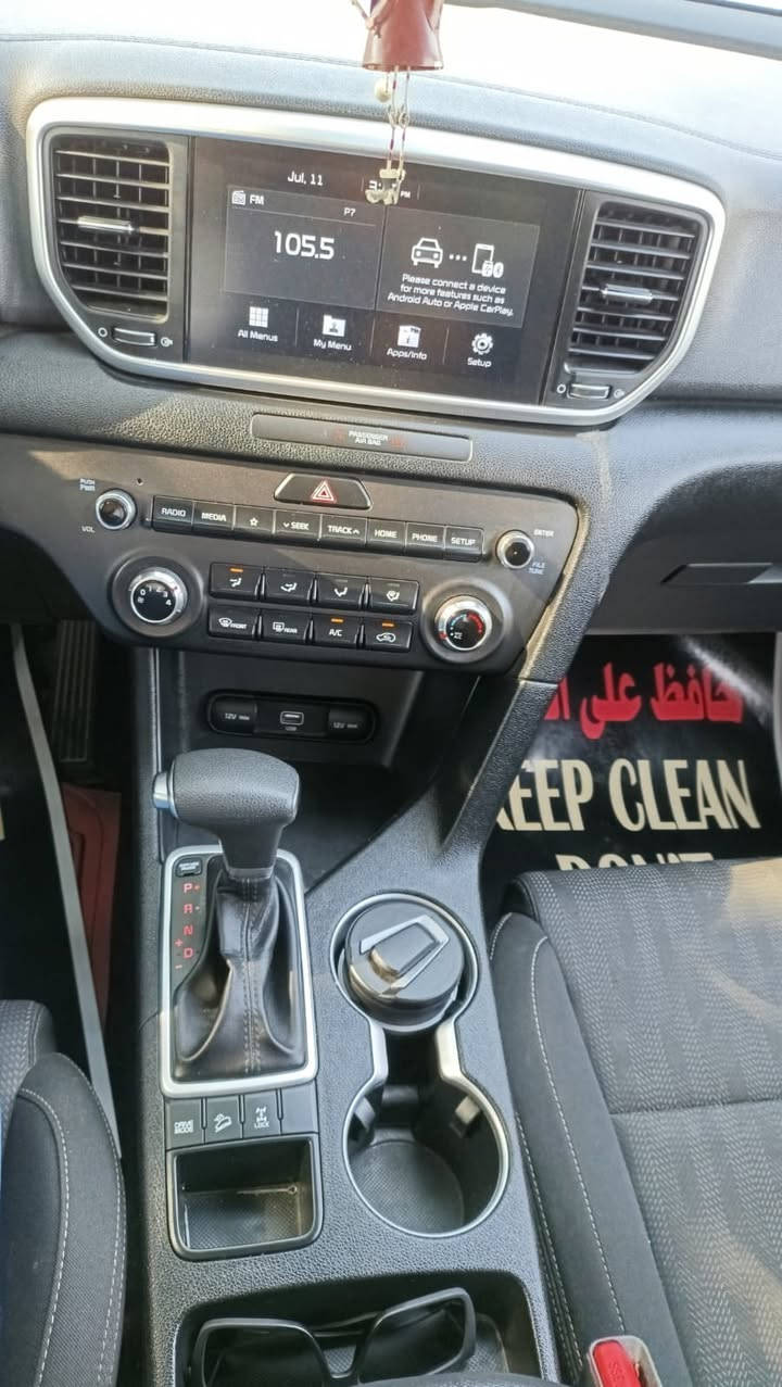 ً
السلام  عليكم سبورتج 2022
مواصفات عادية ماشية 43الف ميل سيارة فور ويل ثلاث انظمة قيادة تحديد مسار رادار مانع تصادم
سياره جديدة وممتعوبه 
مكانها بغداد الغزالية
***********
